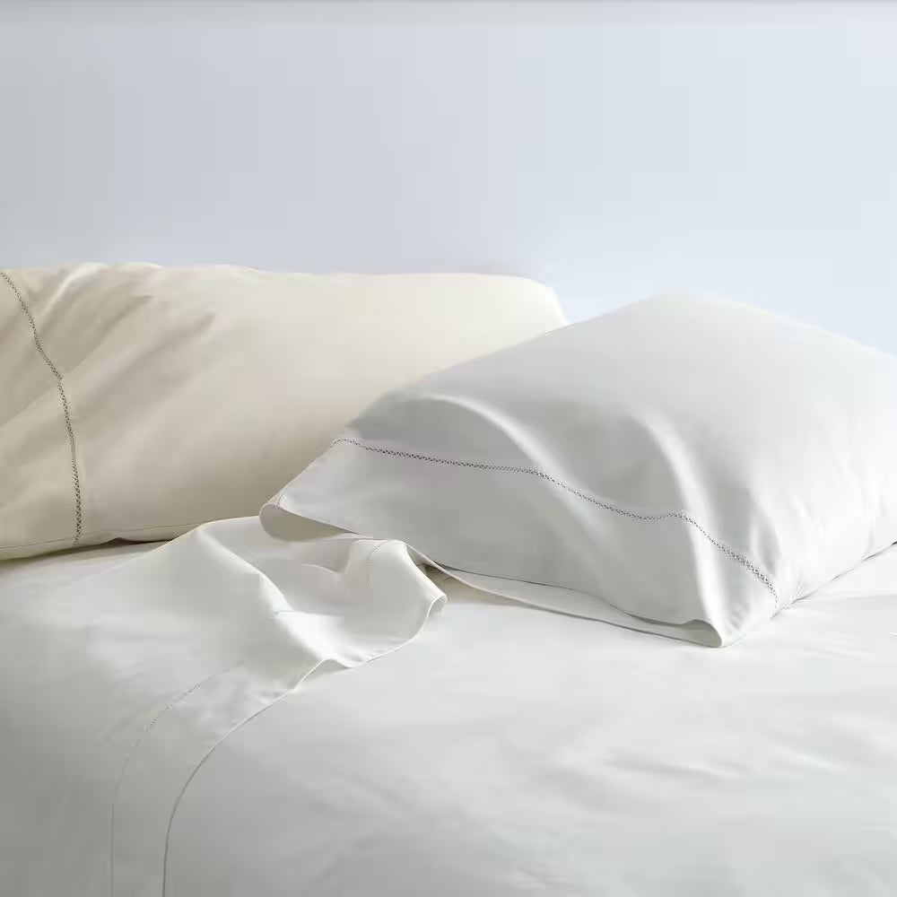 Legends Hotel Organic Ivory Solid 300-Thread Count Legends Hotel Organic Sateen Twin/Twin XL Flat Sheet